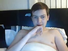 Handsome guy for cam