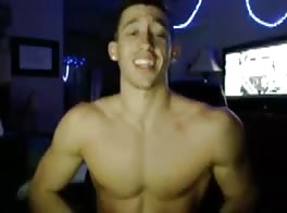 Muscle Guy Jerks Off