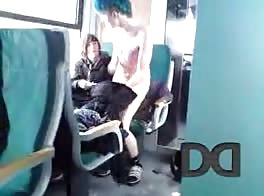 Unblemished Endurance Nackt durch den Zug rennen