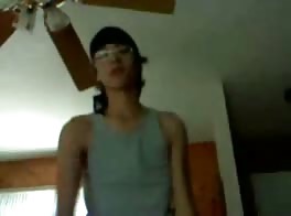  Boycam_18yo-Cutie-Dance-and-Wanks