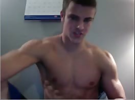 Perfect str8 webcam stud boy