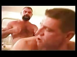 bears and twinks - FULL VID @ LOCALAMATEURSEXTUBE . COM