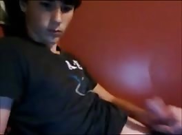 18yo bed wank