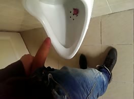 18 yo boy jerks off in SCHOOL