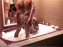 Hidden Camera-Twinks in a Tub