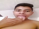ang ra  My friends send me hot photos 18 years 