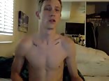 Skinny twink jerkin on cam- more @ Boycams.ca