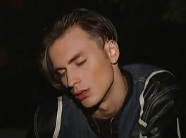 GAY MEETS IN THE PARK