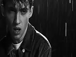 M Vid 5343 music Troye Sivan sing Heaven