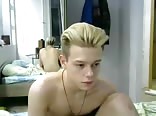 Blond first time on Net