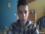 18 yo wanks in front of cam
