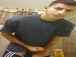 Turkish Wanker Jerking In Bathroom Boys Porn