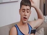 Twink porn discovers his roommate loves surprise facials
