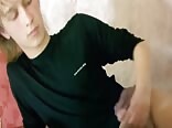 Young cum on leg gay teen porn