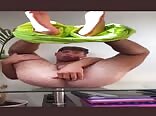 Bo gosse qui se fouille l’anus boys porn