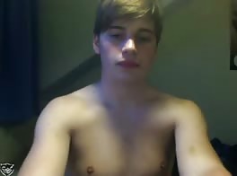 Blond gay masturbates and shows her ass