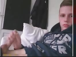hoodie amateur gay porn webcam kick